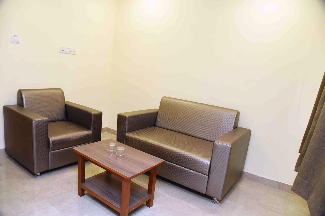 Hotel Vilena Mapusa Ngoại thất bức ảnh
